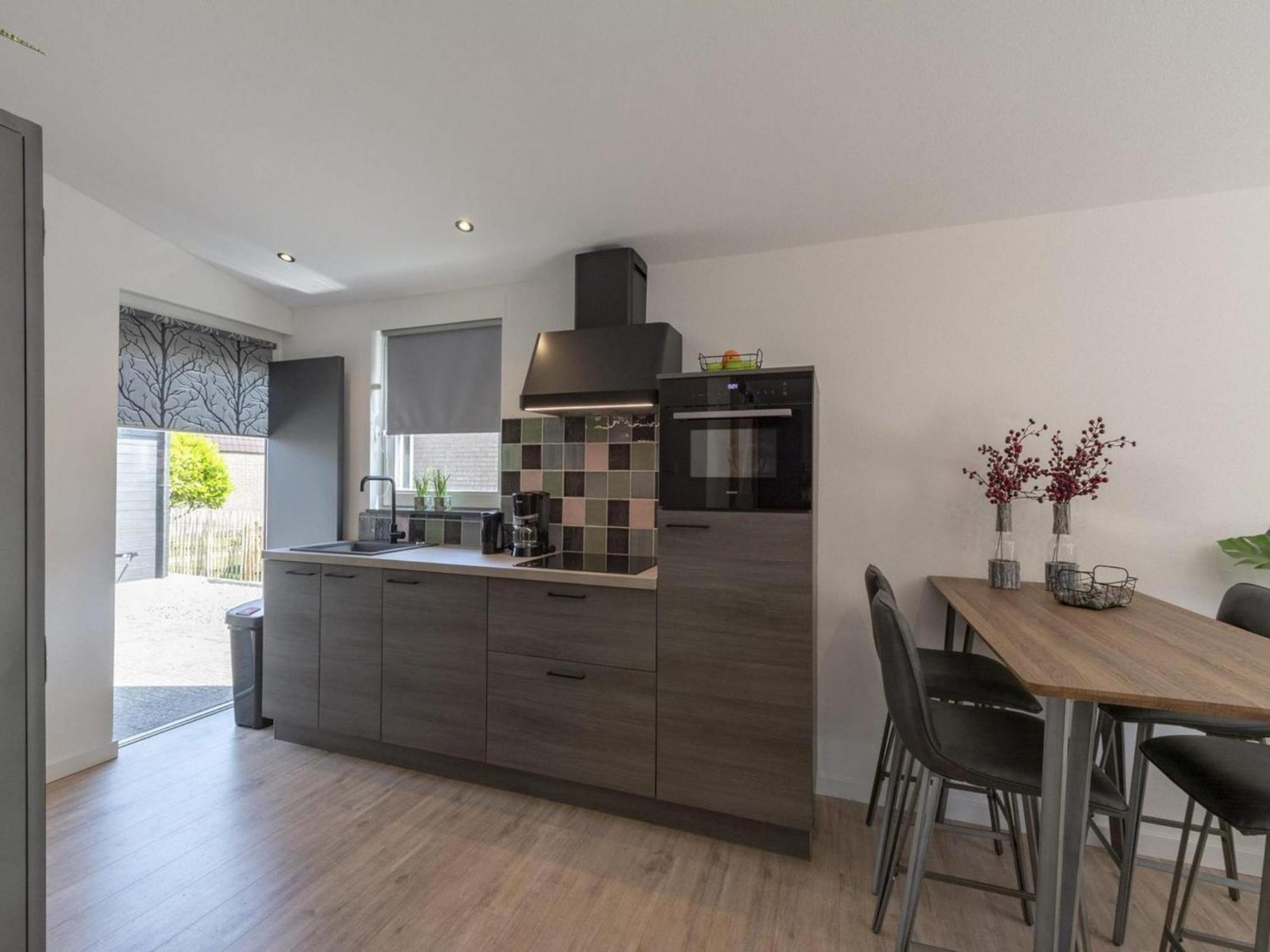 Luxurious Furnished Bungalow With Terrace カラントスウオーフ エクステリア 写真
