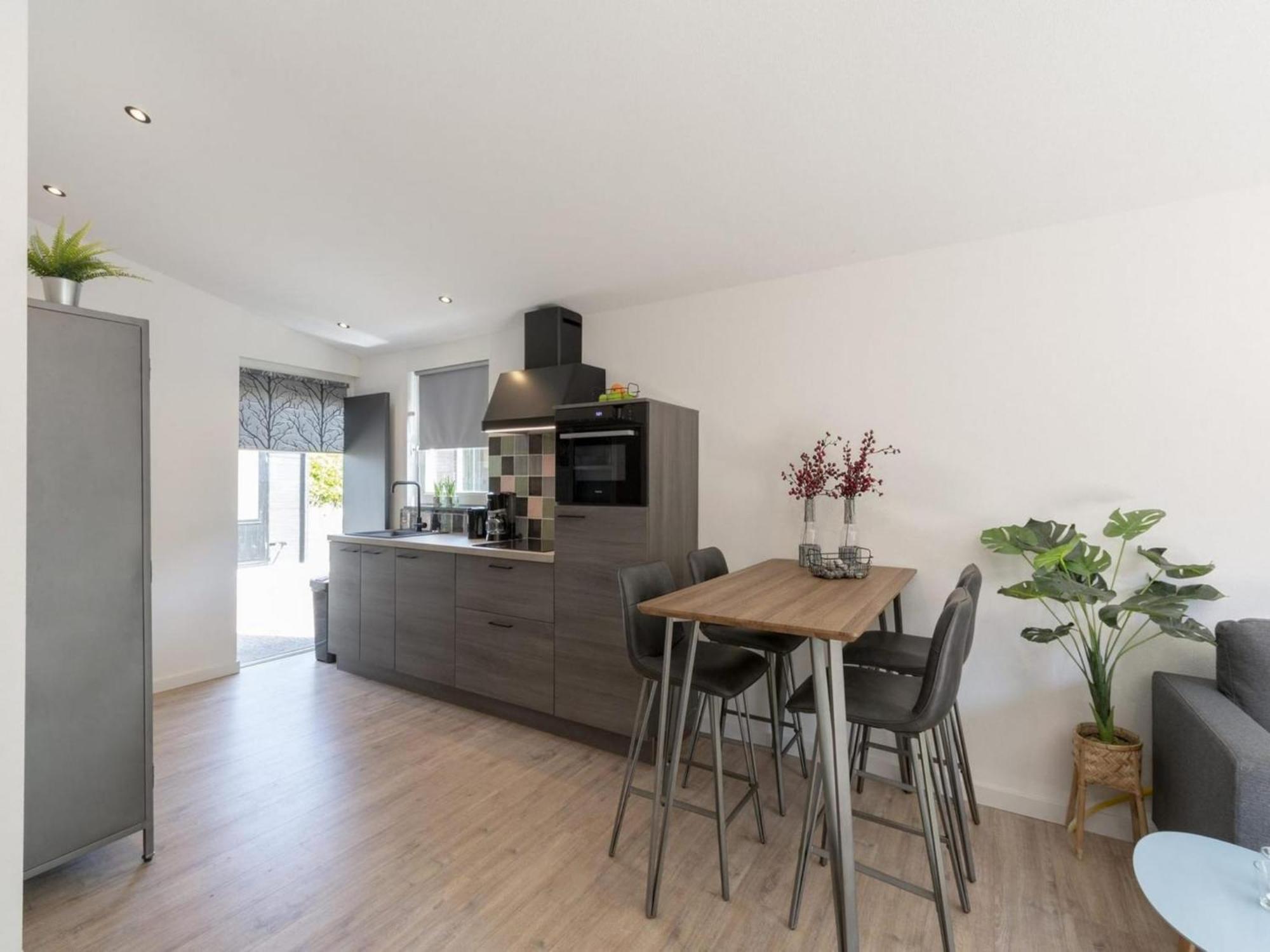 Luxurious Furnished Bungalow With Terrace カラントスウオーフ エクステリア 写真