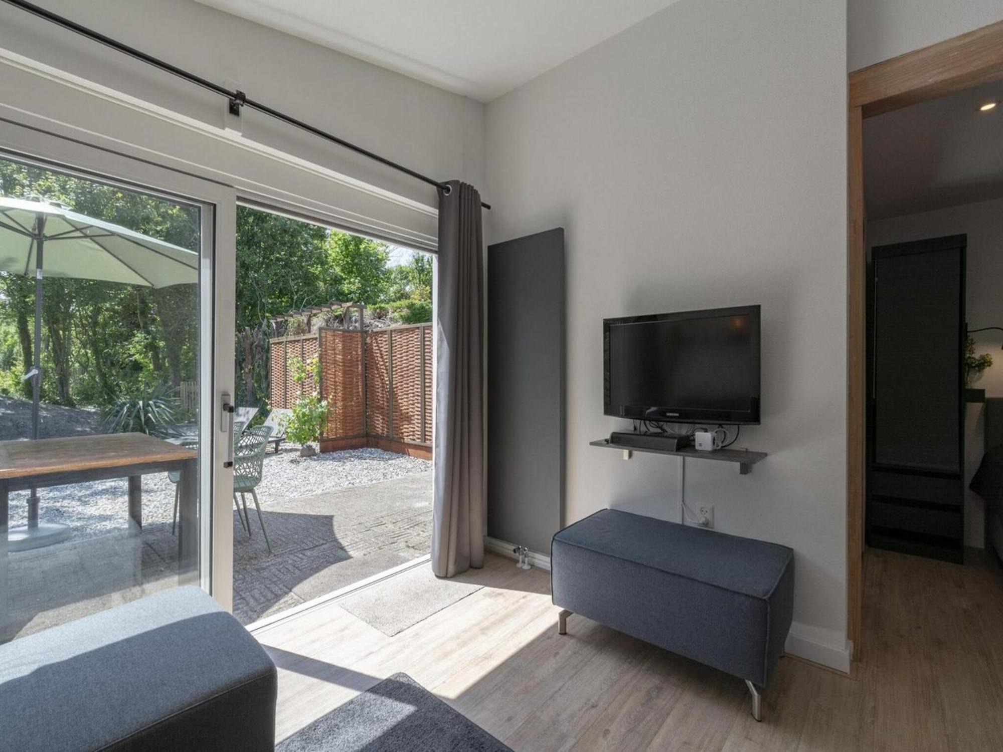 Luxurious Furnished Bungalow With Terrace カラントスウオーフ エクステリア 写真